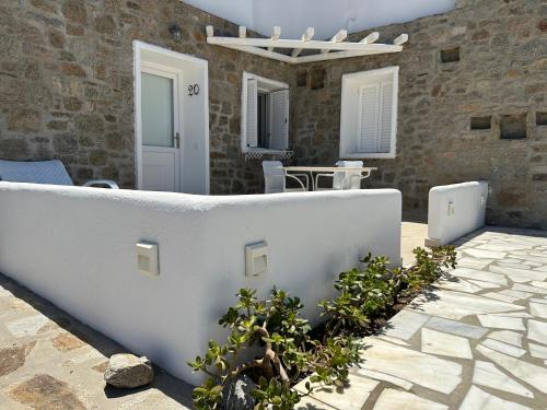 Eleni's Village Suites in Mykonos Eleni's Village Suites in Mykonos