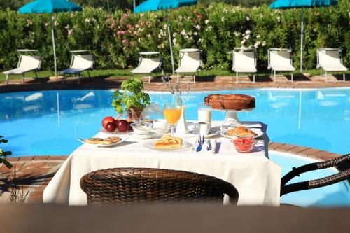 Alghero Resort Country Hotel & Spa in Alghero Waterfront Alghero Resort Country Hotel & Spa in Alghero Waterfront