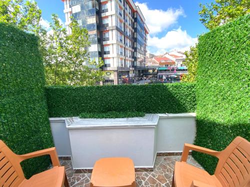 Balcony/terrace, iNALENS AIRPORT HOTEL in Eyup Balcony/terrace, iNALENS AIRPORT HOTEL in Eyup