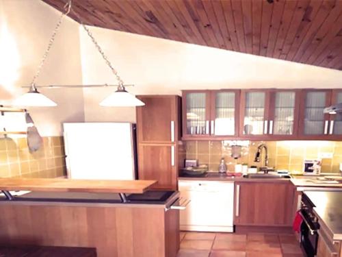 廚房, Gorges du Verdon : Guest house avec piscine in 布丁納瑞弗登 廚房, Gorges du Verdon : Guest house avec piscine in 布丁納瑞弗登