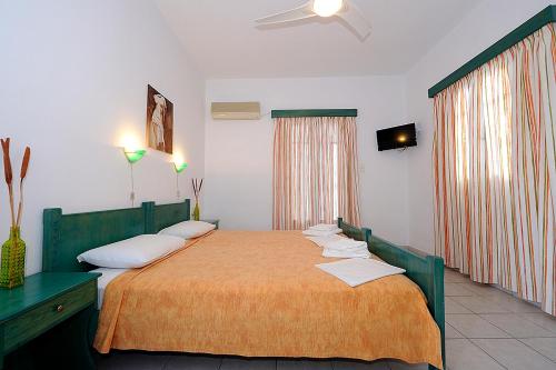 MANOUSOS ROOMS in Milos Island MANOUSOS ROOMS in Milos Island