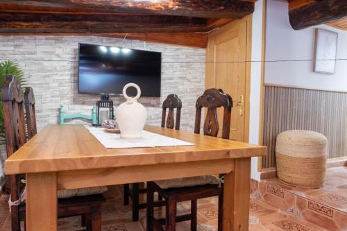 Casa Rural El Burrito de Gredos in Pedro Bernardo Casa Rural El Burrito de Gredos in Pedro Bernardo