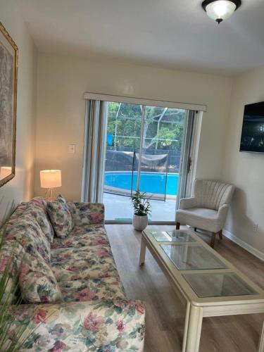 Airbnb rental in West Perrine Airbnb rental in West Perrine