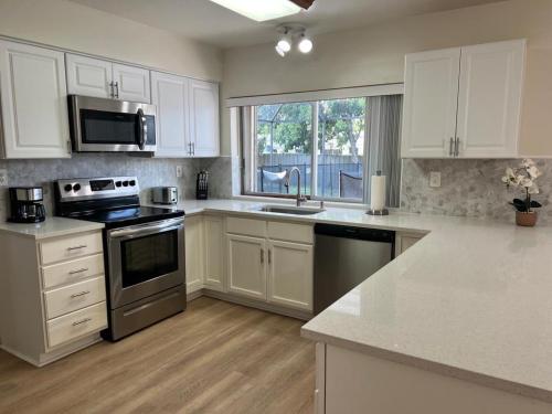 Airbnb rental in West Perrine Airbnb rental in West Perrine