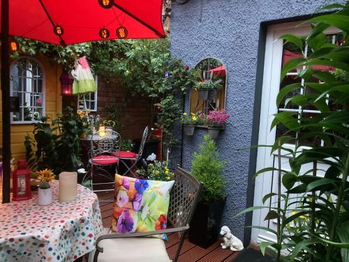 Mountroyal Victorian Self Catering Apartment 2 in Knock Mountroyal Victorian Self Catering Apartment 2 in Knock