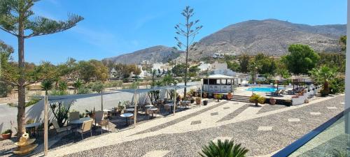 Kilátás, Horizon Resort in Kamari Kilátás, Horizon Resort in Kamari