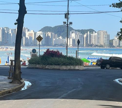 Pe na areia-Pitangueiras/Enseada - Guaruja in Morro do Maluf Pe na areia-Pitangueiras/Enseada - Guaruja in Morro do Maluf