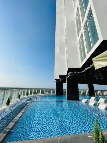 Swimming pool, DIAMOND STARS BEN TRE HOTEL in Ben Tre Swimming pool, DIAMOND STARS BEN TRE HOTEL in Ben Tre