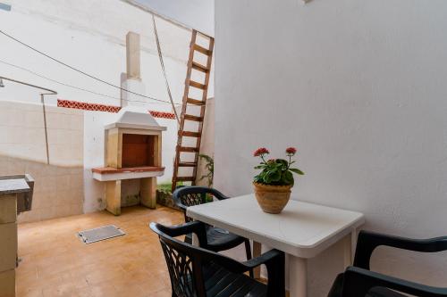 Facilities, Casetta Delle Sirene by BarbarHouse in Padula Fede Facilities, Casetta Delle Sirene by BarbarHouse in Padula Fede