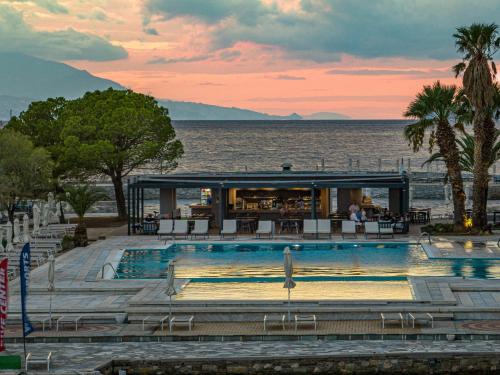 편의 시설/서비스, 윈덤 루트라키 포세이돈 리조트 (Wyndham Loutraki Poseidon Resort) in 오아시스 (로우트라키 페라코라) 편의 시설/서비스, 윈덤 루트라키 포세이돈 리조트 (Wyndham Loutraki Poseidon Resort) in 오아시스 (로우트라키 페라코라)