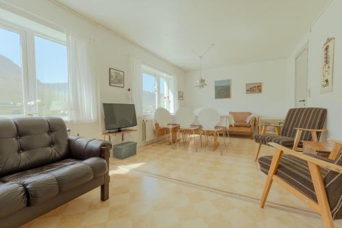 מתקני המלון, Sea and Mountain View - Scenic Village - 2BR House in Norðoyar מתקני המלון, Sea and Mountain View - Scenic Village - 2BR House in Norðoyar