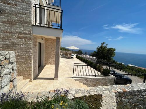 Erkély/terasz, Family Vacation Villa Rezevici in Rijeka Rezevici Erkély/terasz, Family Vacation Villa Rezevici in Rijeka Rezevici