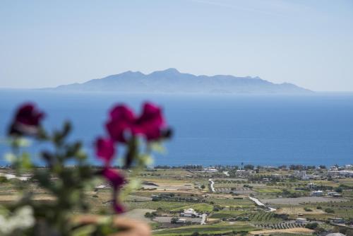منظر, Morning Star Traditional Houses in Exo Gonia منظر, Morning Star Traditional Houses in Exo Gonia