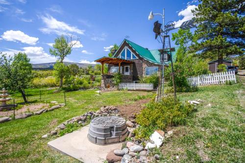 Sunny Cedaredge Home with Mtn Views - Hike and Fish! in Cedaredge (CO) Sunny Cedaredge Home with Mtn Views - Hike and Fish! in Cedaredge (CO)