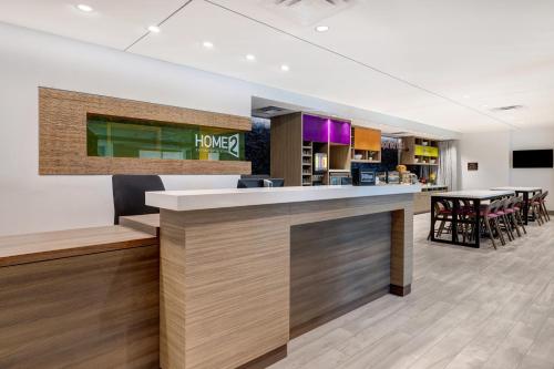 Előcsarnok, Home2 Suites by Hilton Petaluma in Petaluma (Kalifornia) Előcsarnok, Home2 Suites by Hilton Petaluma in Petaluma (Kalifornia)