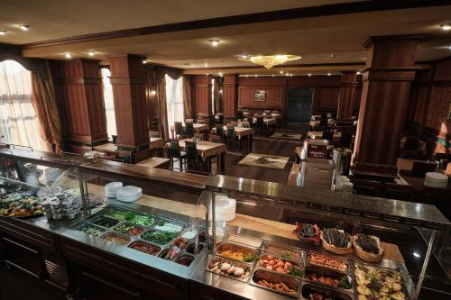 Yiyecek ve İçecekler, Hotel Uzhgorod in Uzhgorod Yiyecek ve İçecekler, Hotel Uzhgorod in Uzhgorod