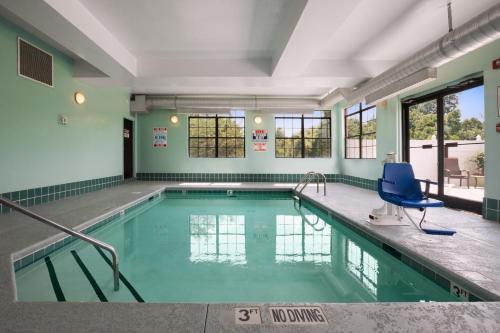 Piscina, Wingate by Wyndham High Point in High Point Piscina, Wingate by Wyndham High Point in High Point