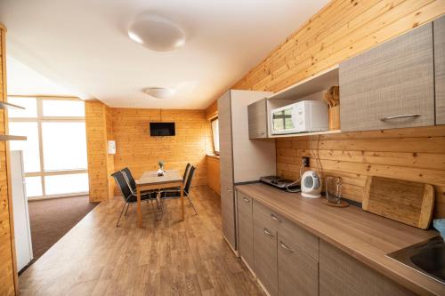 Cocina, Panelcz in Bitov Cocina, Panelcz in Bitov