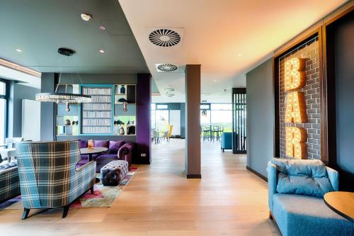 Bar/lounge, Premier Inn Berlin Airport in Airport Berlin-Schonefeld Bar/lounge, Premier Inn Berlin Airport in Airport Berlin-Schonefeld