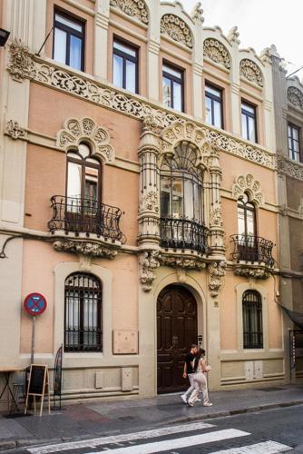 Cozy apartment in a typical Sevillian patio house