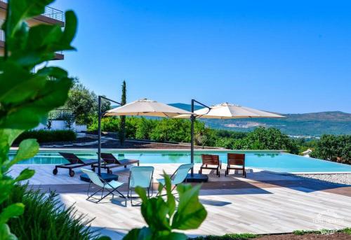 C1 - 2 beds 2 baths luxury Condo, Pool & Sea Views in Kavac C1 - 2 beds 2 baths luxury Condo, Pool & Sea Views in Kavac