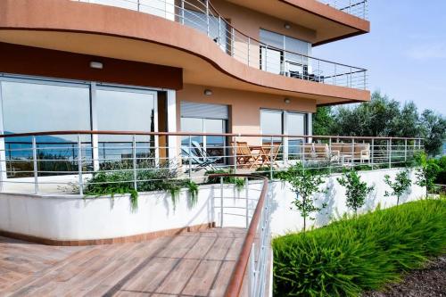 C1 - 2 beds 2 baths luxury Condo, Pool & Sea Views in Kavac C1 - 2 beds 2 baths luxury Condo, Pool & Sea Views in Kavac