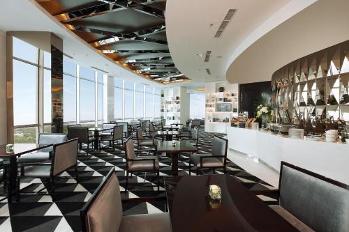 餐廳, 泗水西普拉世界酒店-由瑞士貝爾酒店國際管理 (Hotel Ciputra World Surabaya managed by Swiss-Belhotel International) in 泗水 餐廳, 泗水西普拉世界酒店-由瑞士貝爾酒店國際管理 (Hotel Ciputra World Surabaya managed by Swiss-Belhotel International) in 泗水