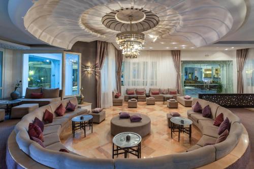 Фойє, Djerba Holiday Beach Hotel in Джерба Фойє, Djerba Holiday Beach Hotel in Джерба