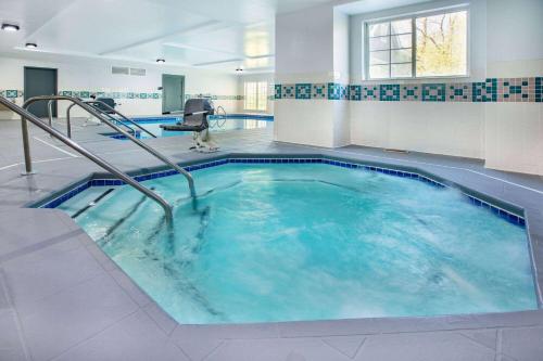 Hot tub, Microtel Inn by Wyndham Beckley in Beckley (WV) Hot tub, Microtel Inn by Wyndham Beckley in Beckley (WV)