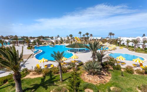 Exterior view, Djerba Holiday Beach Hotel in Djerba Exterior view, Djerba Holiday Beach Hotel in Djerba