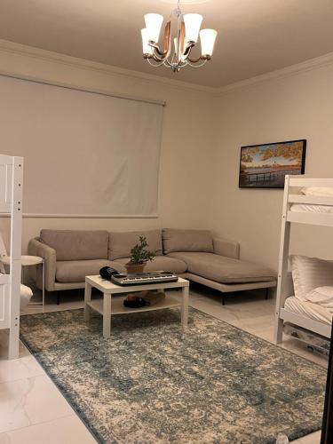 Guestroom, شاليه La veranda in Durrat Al-Arus Guestroom, شاليه La veranda in Durrat Al-Arus