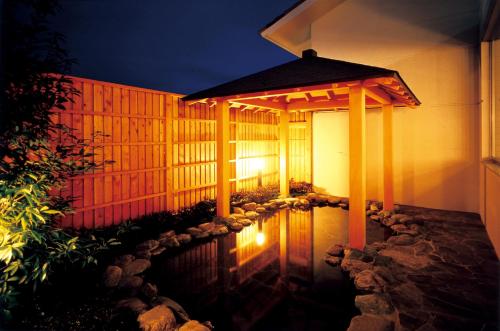Open air bath, Laforet Shuzenji Sanshisuimei in Shuzenji Open air bath, Laforet Shuzenji Sanshisuimei in Shuzenji