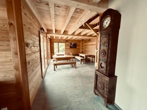 Ételek és italok, Gîte Chalet La Vie Sauvage (Gite Chalet La Vie Sauvage) in Château-Ville-Vieille Ételek és italok, Gîte Chalet La Vie Sauvage (Gite Chalet La Vie Sauvage) in Château-Ville-Vieille