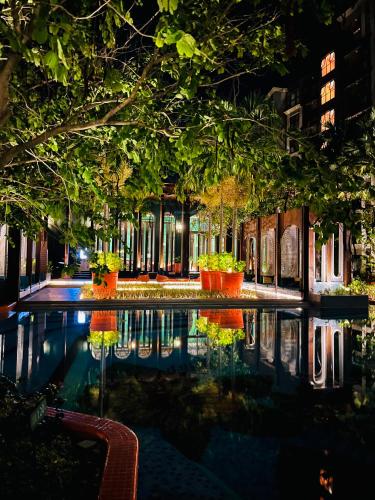 Lahabana by Condo Exchange Center