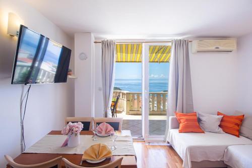 Apartments Branka in Makarska Apartments Branka in Makarska