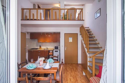 Apartments Branka in Makarska Apartments Branka in Makarska