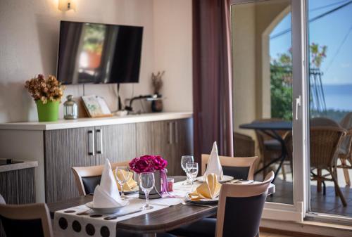 Đồ ăn và thức uống, Apartments Branka in Makarska Đồ ăn và thức uống, Apartments Branka in Makarska