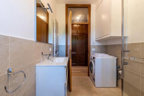 Bathroom, Grazioso appartamento ai piedi delle montagne-SELF CHECK-IN in Cesiomaggiore Bathroom, Grazioso appartamento ai piedi delle montagne-SELF CHECK-IN in Cesiomaggiore