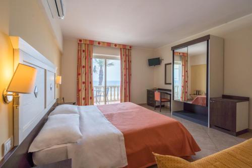Hotel San Vincenzo in לטוייני Hotel San Vincenzo in לטוייני