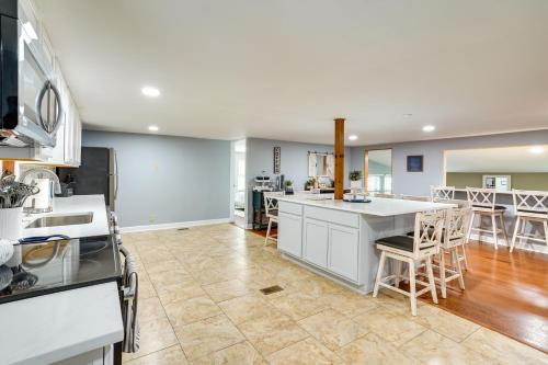 Lakefront Home with Screened Porches in Frostproof! in Frostproof Lakefront Home with Screened Porches in Frostproof! in Frostproof