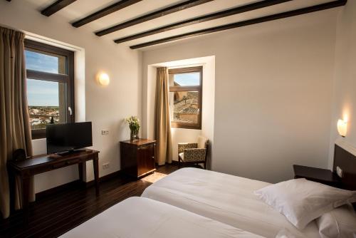 This photo about Palacio del Infante Don Juan Manuel Hotel Spa shared on HyHotel.com