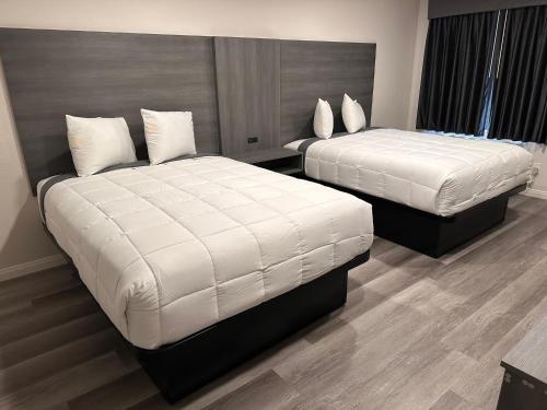 Five Star Inn in 西科紋納市 (CA) Five Star Inn in 西科紋納市 (CA)