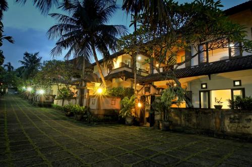 Exterior view, Dewi Sinta Hotel and Restaurant in Tanah Lot Exterior view, Dewi Sinta Hotel and Restaurant in Tanah Lot