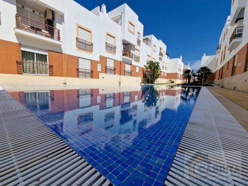 สระว่ายน้ำ, Pé na Areia (Pe na Areia) in กาบานาส สระว่ายน้ำ, Pé na Areia (Pe na Areia) in กาบานาส