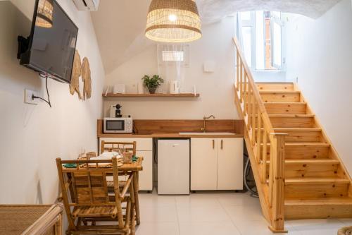 Kitchen, Le Bali Safranier Vieil Antibes in Antibes Kitchen, Le Bali Safranier Vieil Antibes in Antibes