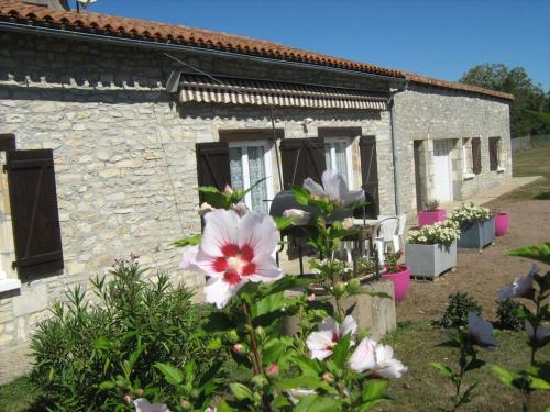 La maison de rolland in Availles-Limouzine La maison de rolland in Availles-Limouzine