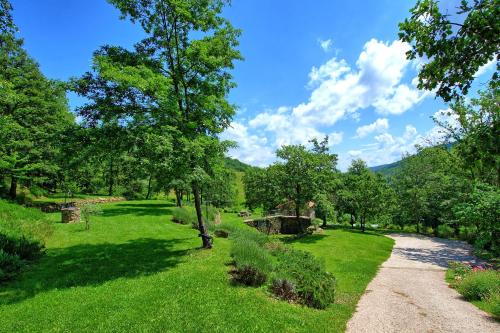 Hage, Villa Mulino by PosarelliVillas in Adatti Hage, Villa Mulino by PosarelliVillas in Adatti