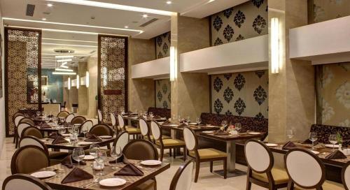 Restaurant, The Sahil Hotel in Mumbai Central Restaurant, The Sahil Hotel in Mumbai Central