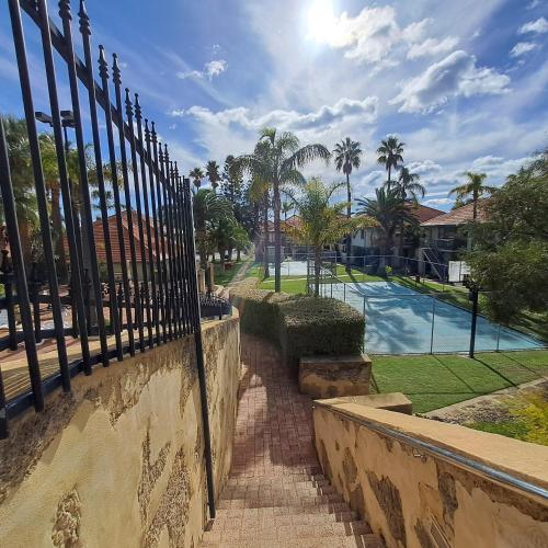Resort Loft & Spa Villa #8 in Mandurah Resort Loft & Spa Villa #8 in Mandurah