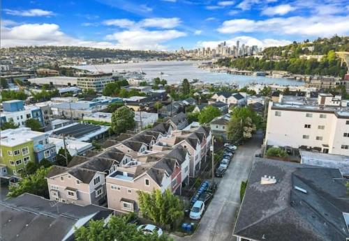 Fremont's stylish home-Lake Union view on Rooftop